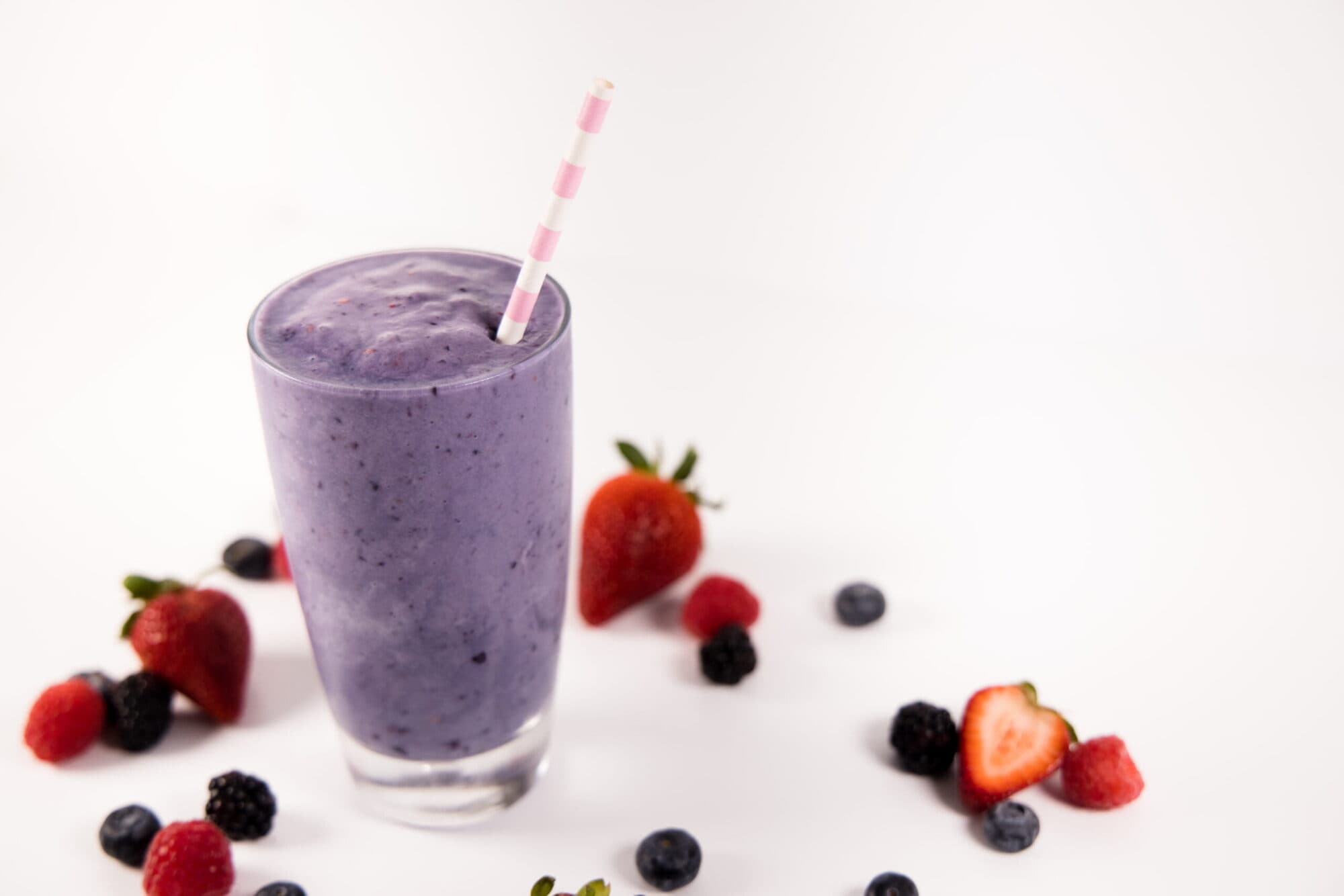 Keto Chow Recipes Mixed Berry Milkshake - Main Image