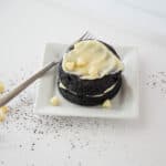 cookies and cream mug cake