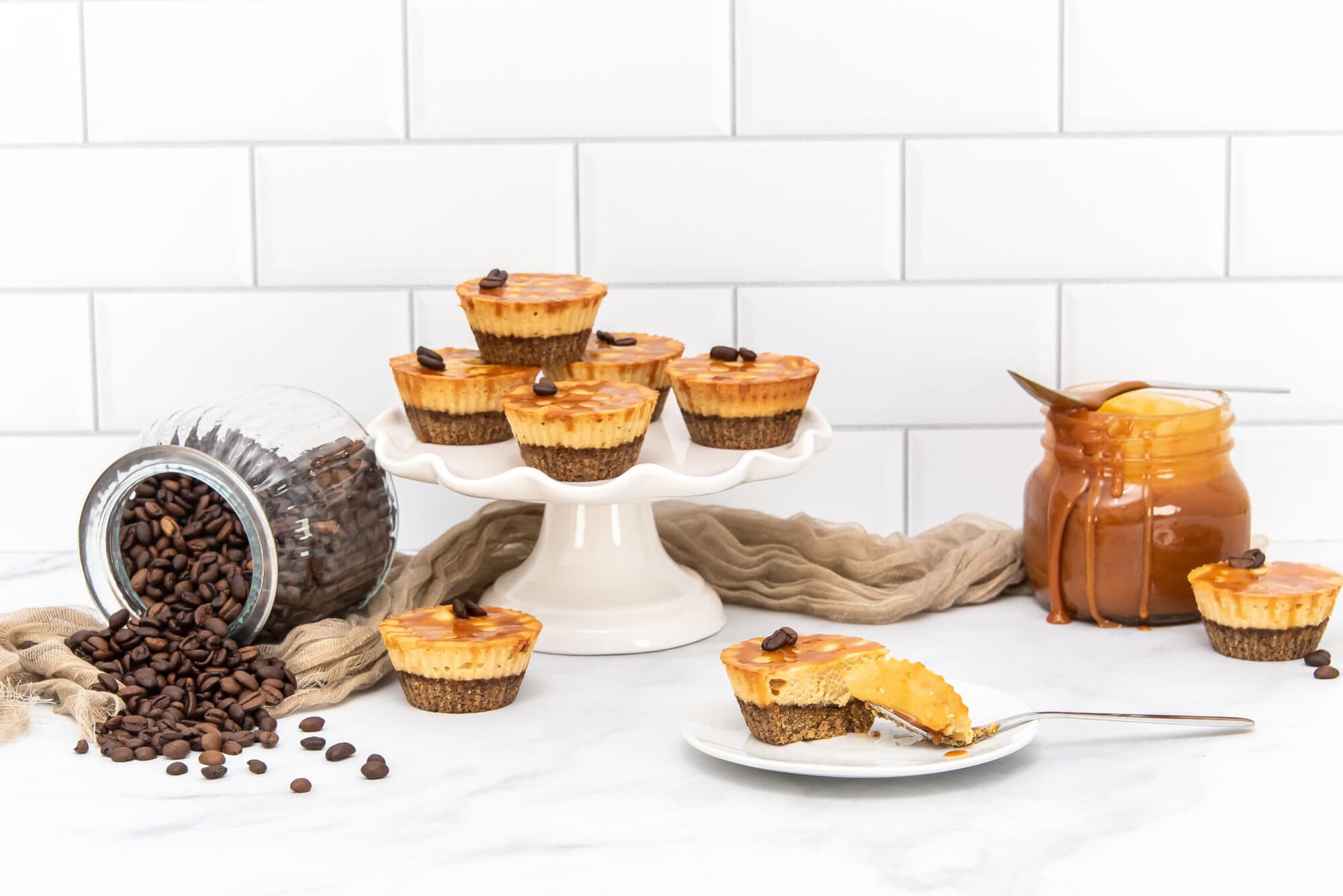 keto mini cheesecakes